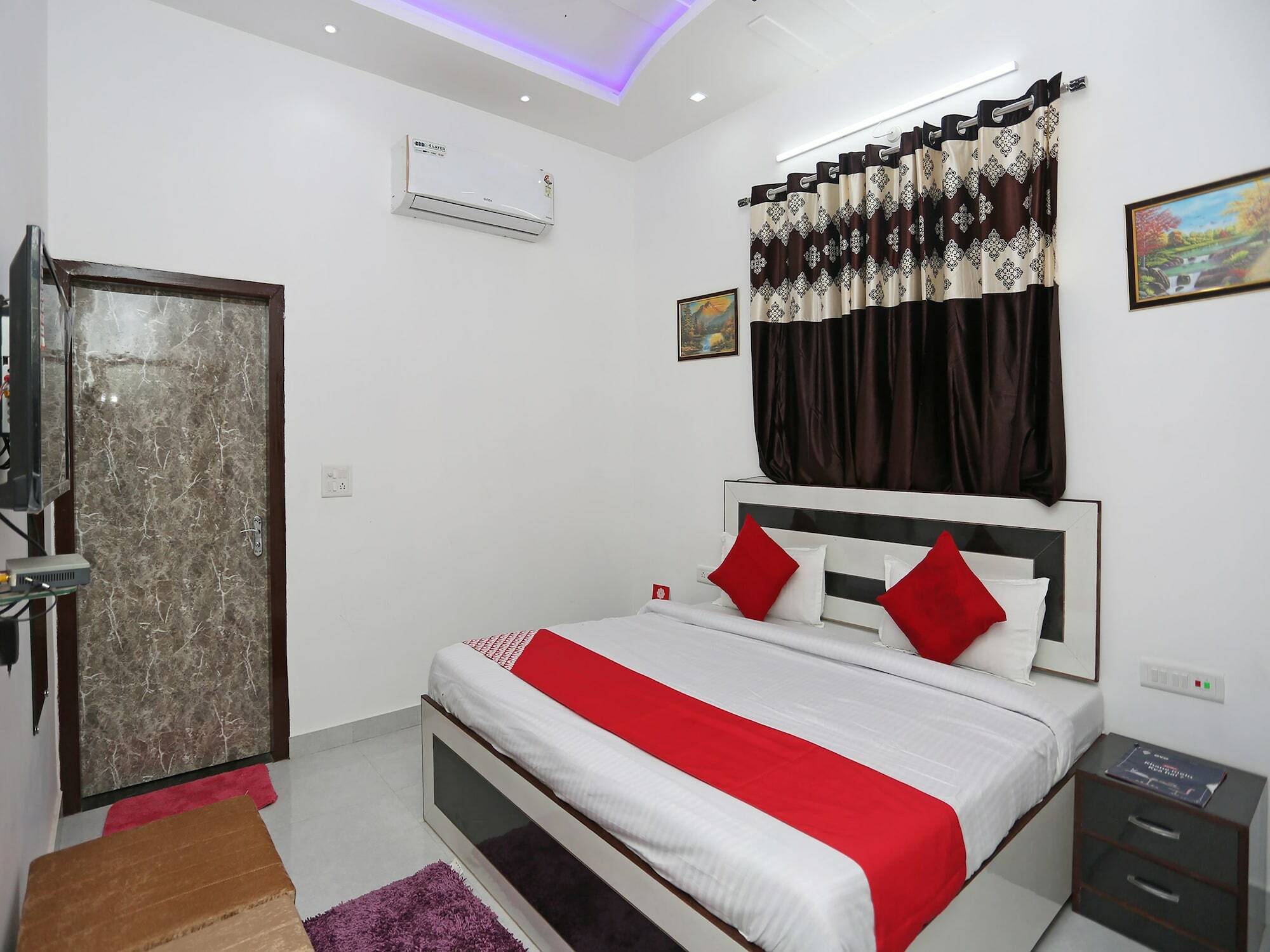 Hotel Rest Palace Agra  Exterior photo